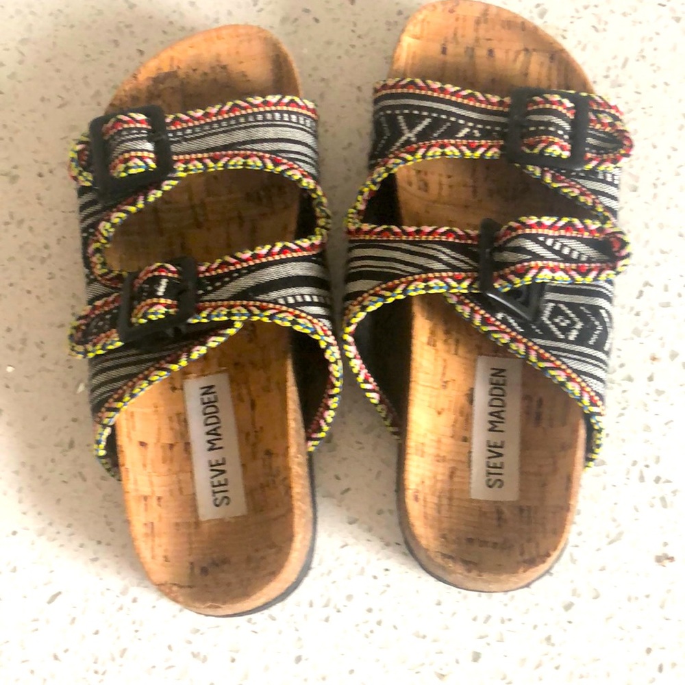 Cute sandals for big girls or ladies!